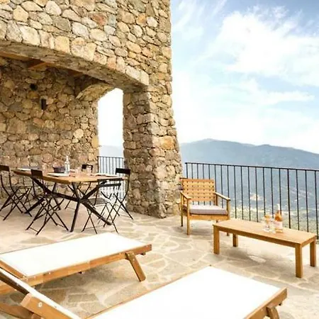 Sleeps 4 Air Con Wifi Casa vacanze Lama